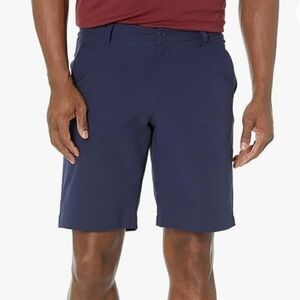 Under armour, mens tech golf shorts, like new condition, size 34, 9" inseam